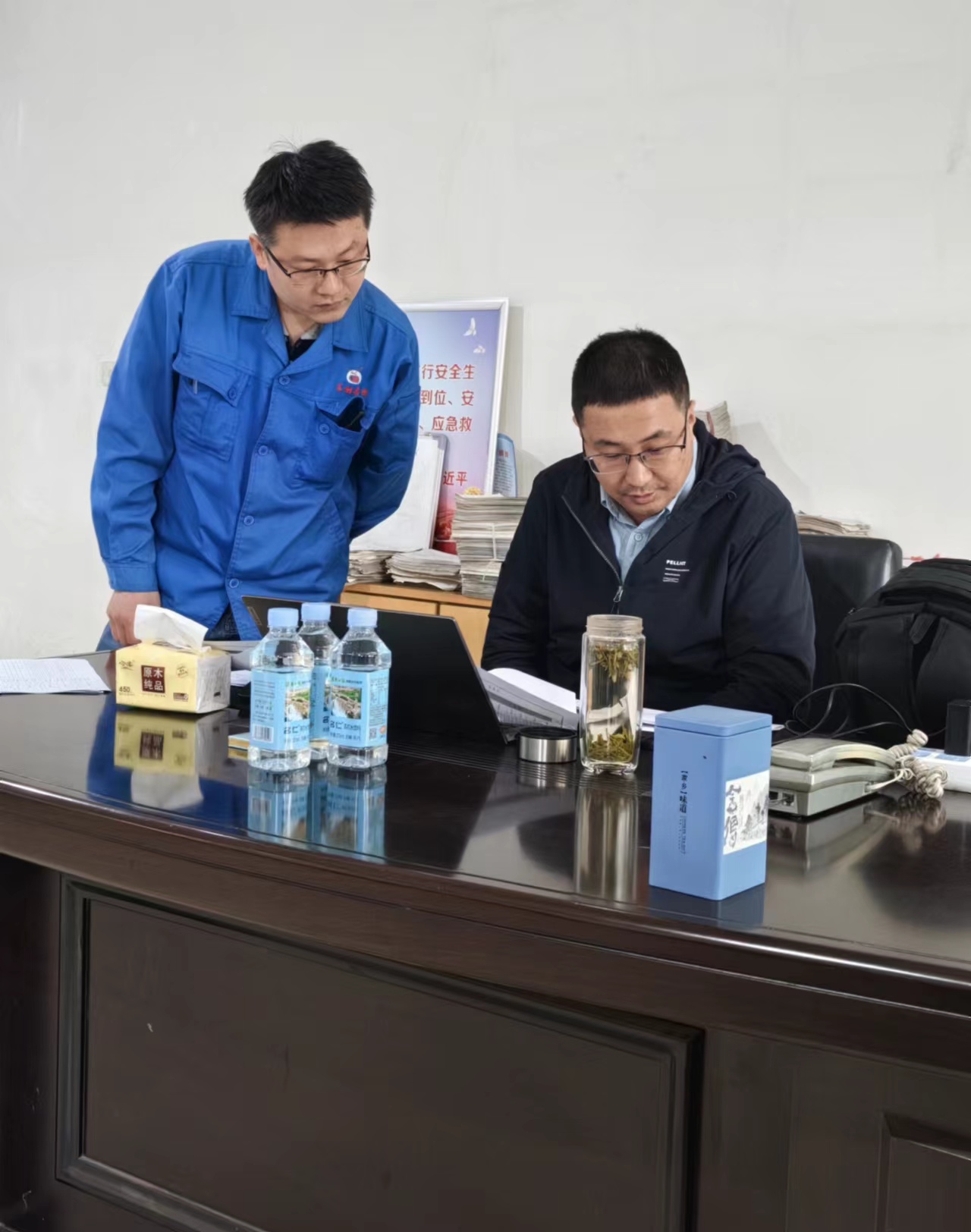 9b76cb4d-652c-4d61-9ee6-37cc7ce25f7b 9b76cb4d-652c-4d61-9ee6-37cc7ce25f7b